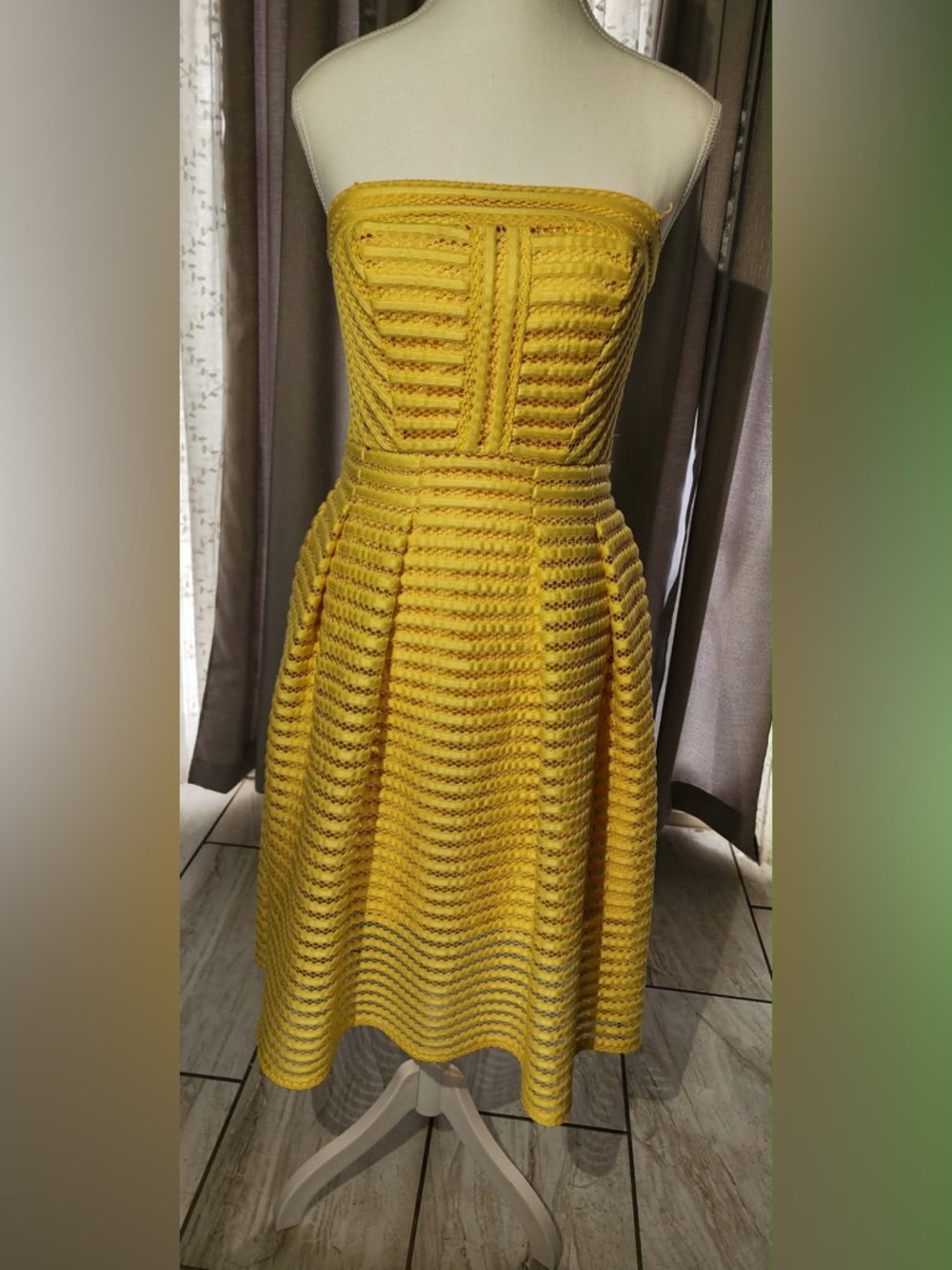 New York & Company Strapless Yellow Textured Midi Dress